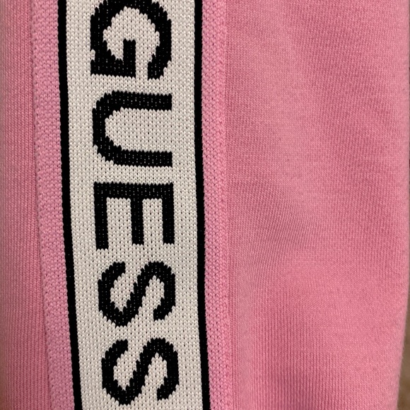 Guess Pink Cropped Crewneck Pullover Monogrammed Arms Sweater - Picture 8 of 16